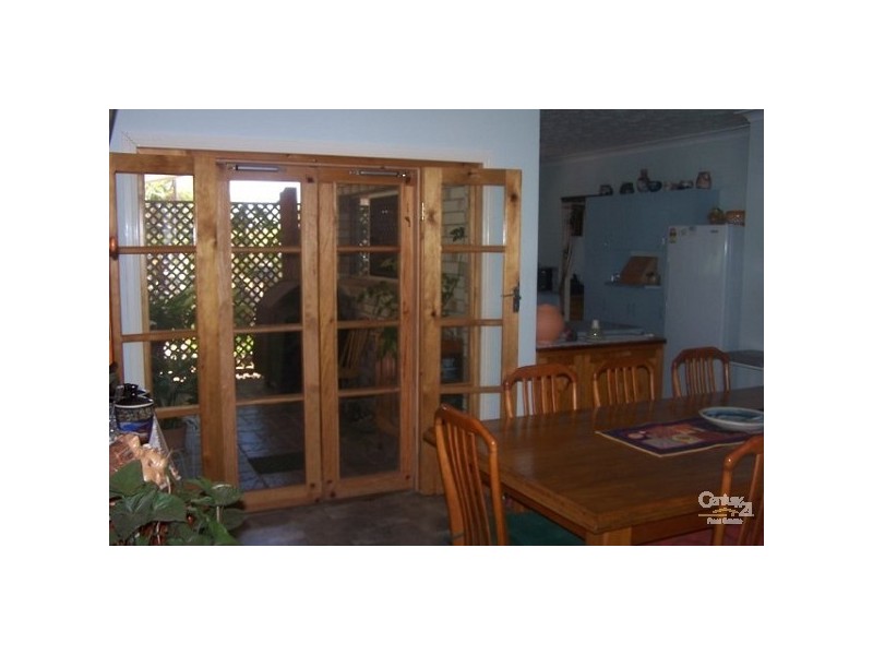 26 Bellevue Street  Richmond Hill, Charters Towers QLD 4820