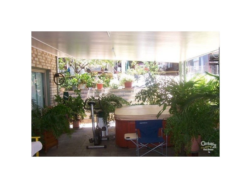 26 Bellevue Street  Richmond Hill, Charters Towers QLD 4820