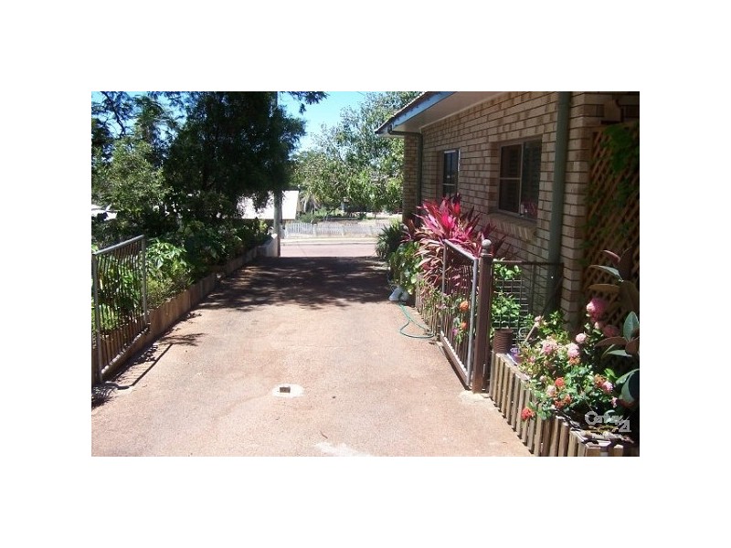 26 Bellevue Street  Richmond Hill, Charters Towers QLD 4820