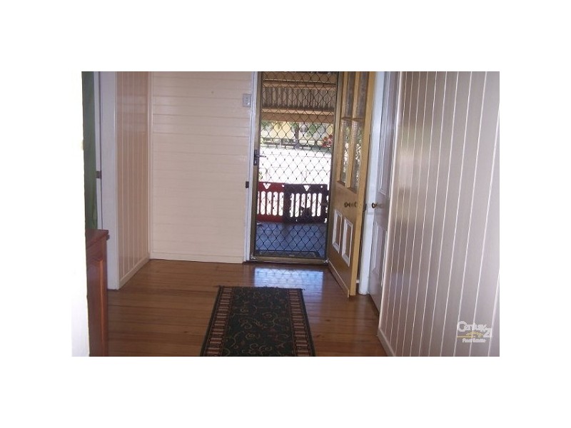 37 Baker Street RICHMOND HILL, Charters Towers QLD 4820