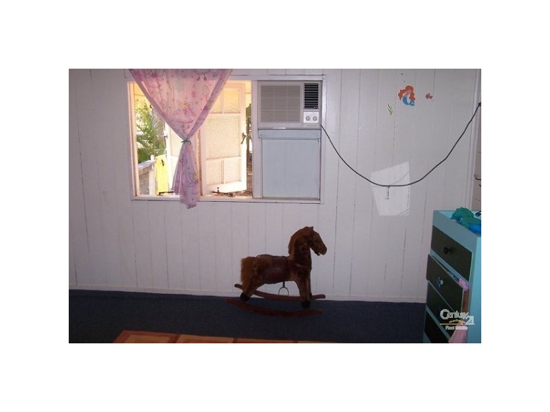 37 Baker Street RICHMOND HILL, Charters Towers QLD 4820