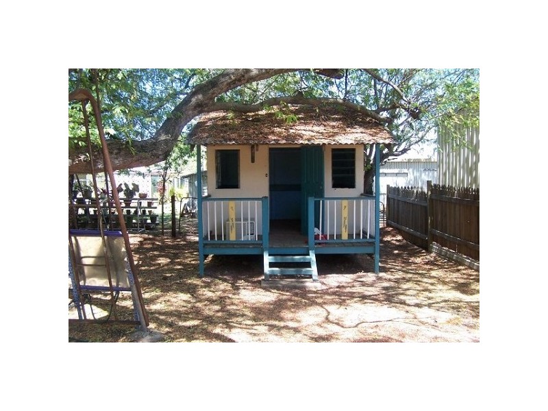 37 Baker Street RICHMOND HILL, Charters Towers QLD 4820