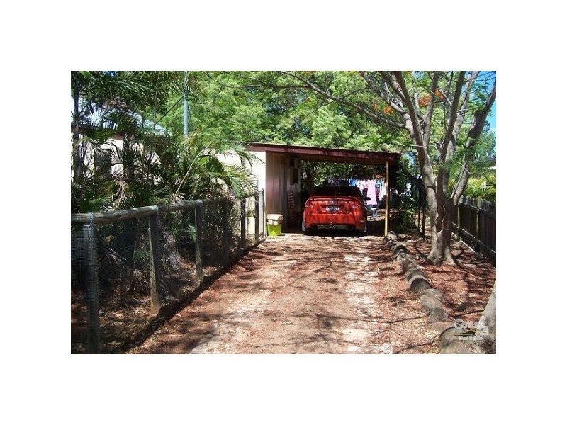 37 Baker Street RICHMOND HILL, Charters Towers QLD 4820