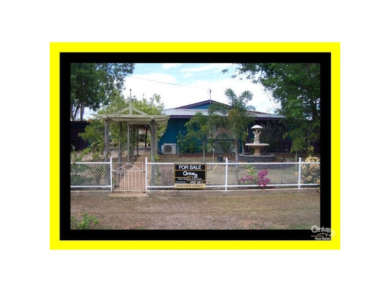 38 Hackett Tce, Charters Towers QLD 4820