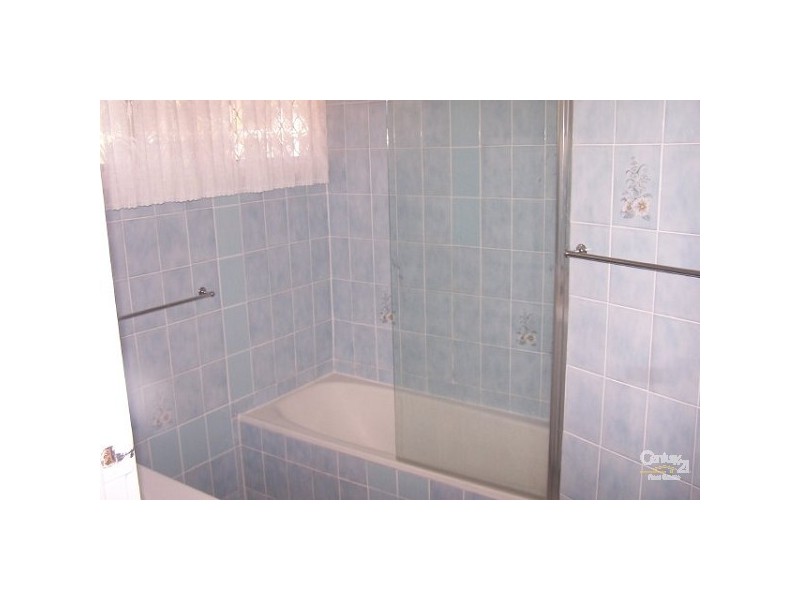 38 Hackett Tce, Charters Towers QLD 4820