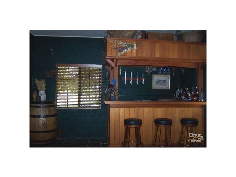 20 New Queen Road, Charters Towers QLD 4820