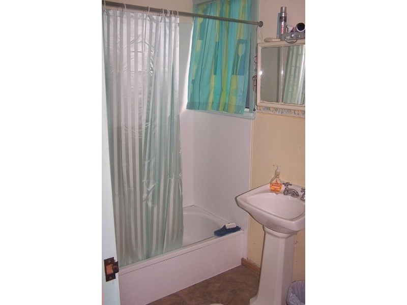 20 Hackett Tce, Charters Towers QLD 4820