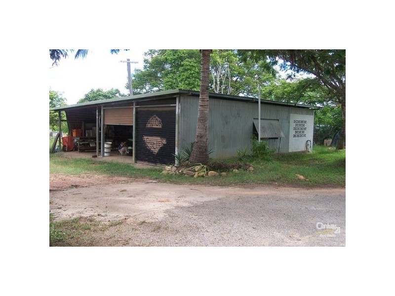 15 Haldane Street, Charters Towers QLD 4820