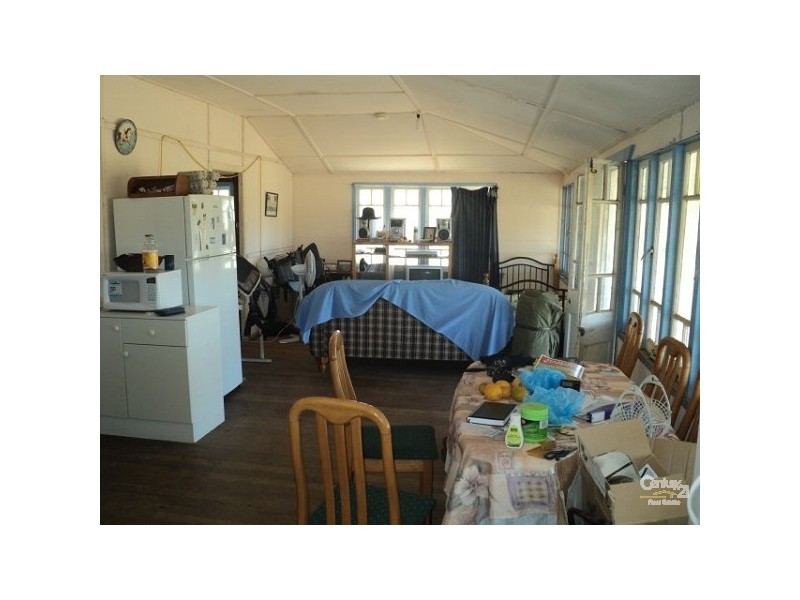 211 Bluff Road, Charters Towers QLD 4820