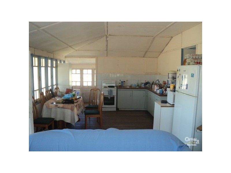 211 Bluff Road, Charters Towers QLD 4820