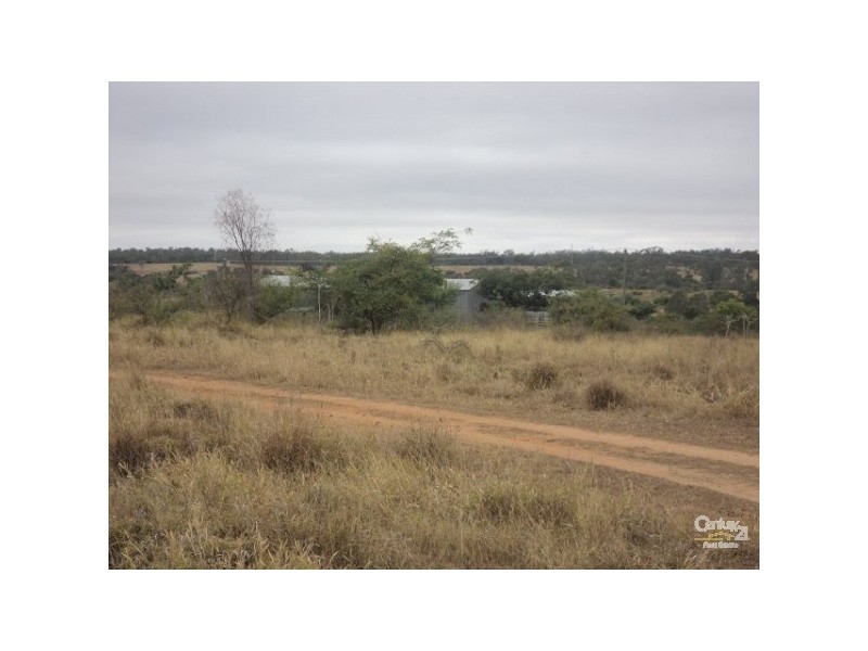 155 Aberdeen Rd, Charters Towers QLD 4820