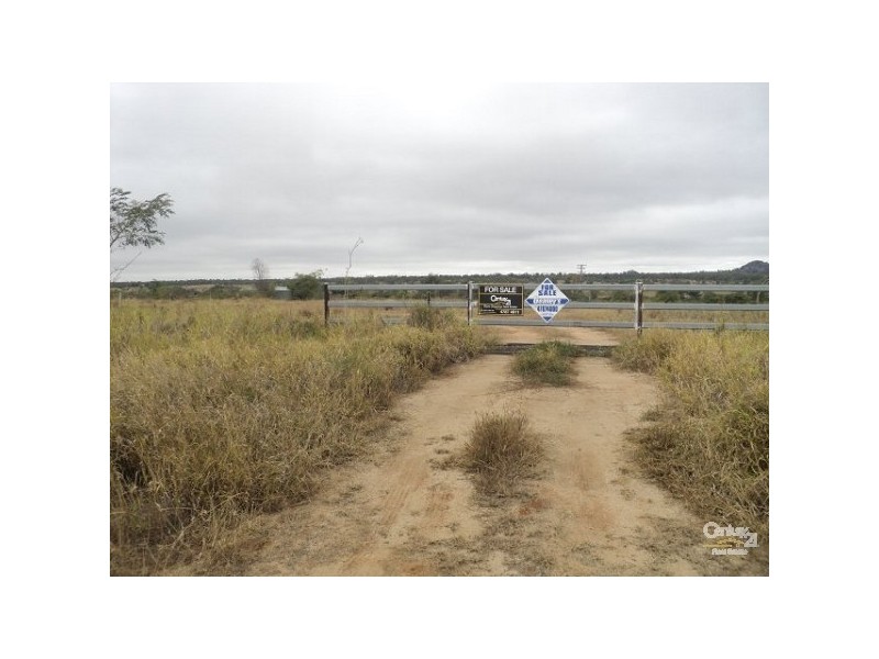 155 Aberdeen Rd, Charters Towers QLD 4820