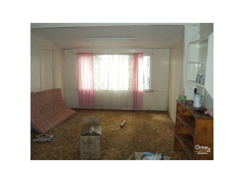 11 Dundee Lane, Charters Towers QLD 4820