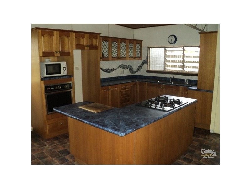 4 St Gabriels Close, Charters Towers QLD 4820