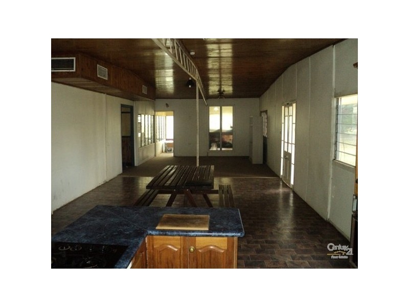 4 St Gabriels Close, Charters Towers QLD 4820