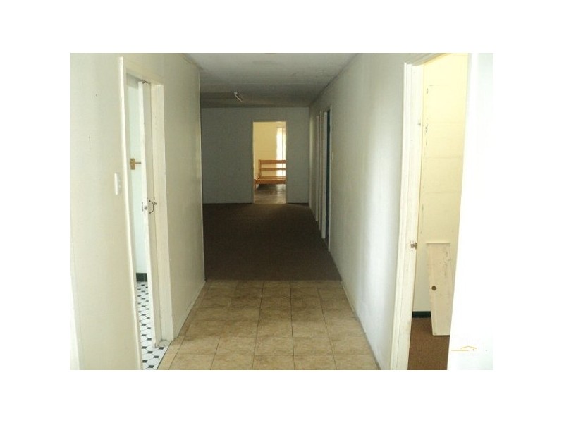 4 St Gabriels Close, Charters Towers QLD 4820