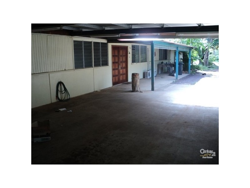 4 St Gabriels Close, Charters Towers QLD 4820