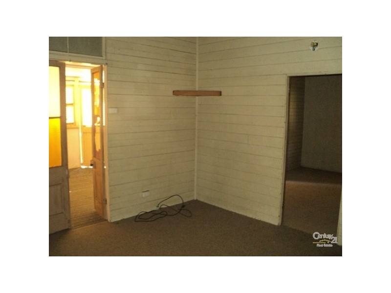 28 Park Street, Charters Towers QLD 4820