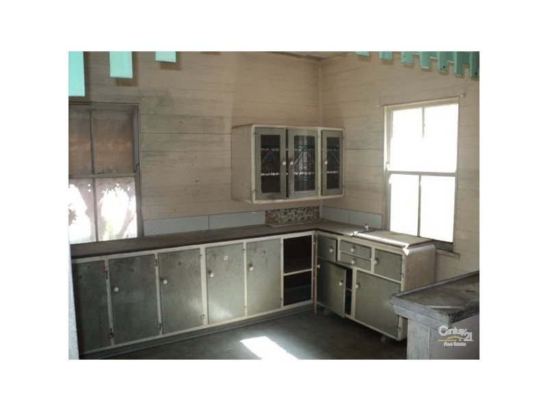 28 Park Street, Charters Towers QLD 4820