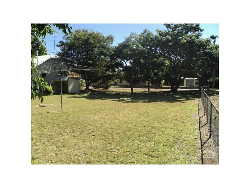 28 Park Street, Charters Towers QLD 4820
