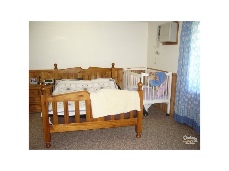 6 Moores Street, Charters Towers QLD 4820