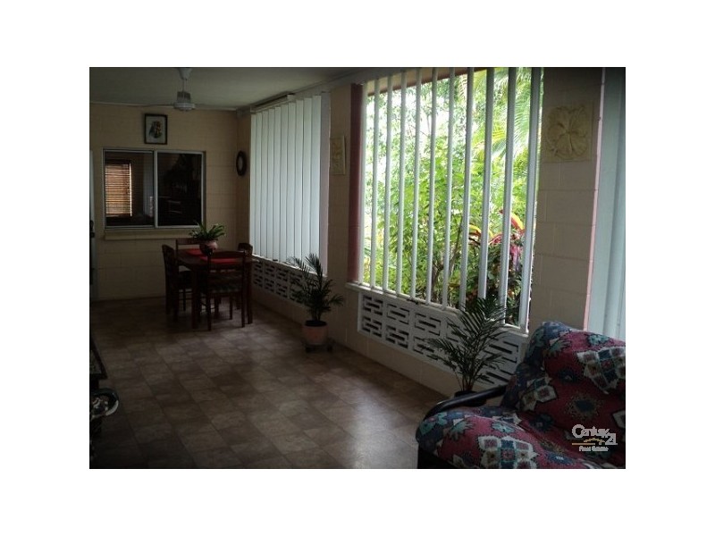 32 King Street, Charters Towers QLD 4820
