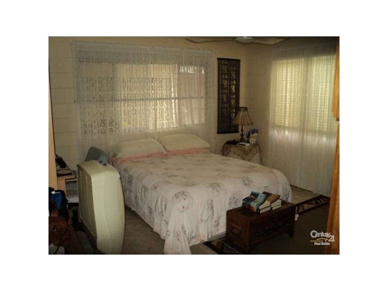 32 King Street, Charters Towers QLD 4820
