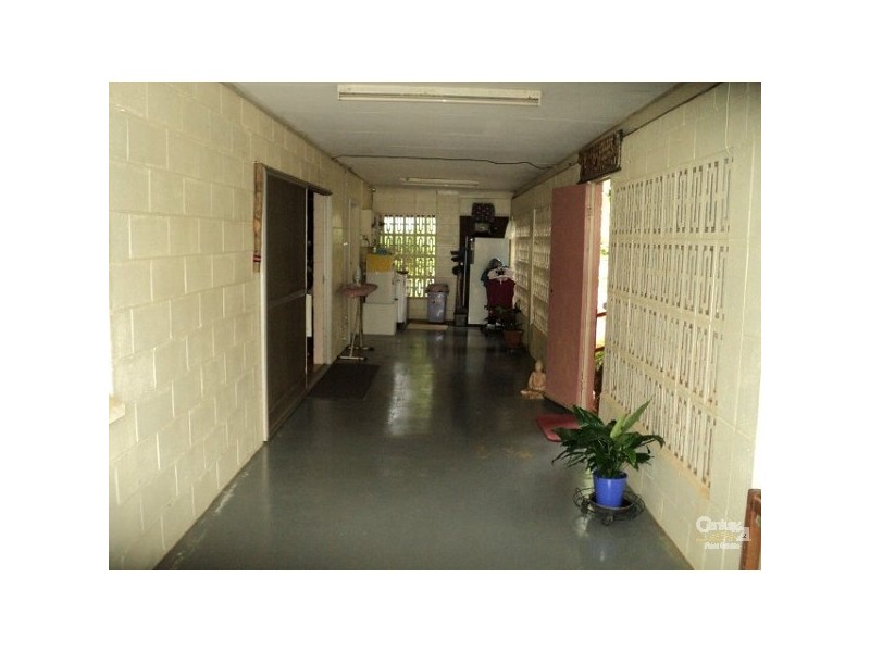 32 King Street, Charters Towers QLD 4820