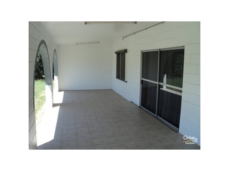 12 Bluff Rd, Charters Towers QLD 4820