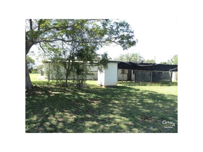 12 Bluff Rd, Charters Towers QLD 4820