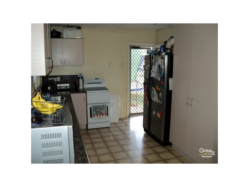 102 Hackett Terrace, Charters Towers QLD 4820