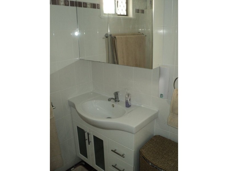 102 Hackett Terrace, Charters Towers QLD 4820