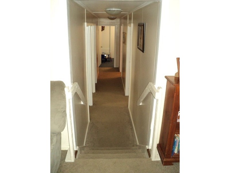 102 Hackett Terrace, Charters Towers QLD 4820