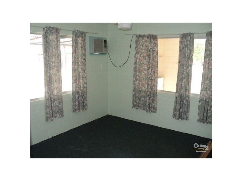 31 Jackson Street, Charters Towers QLD 4820