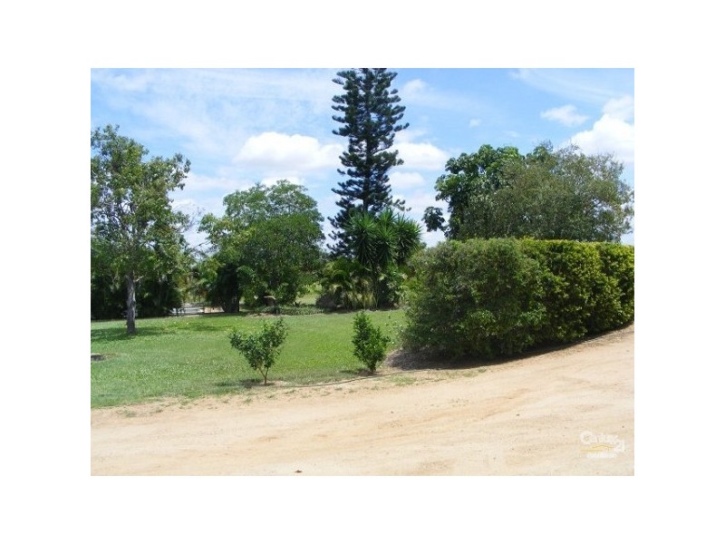 18 Jardine Lane, Charters Towers QLD 4820