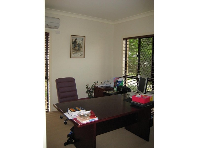 19 Oakview Circuit, Brookwater QLD 4300