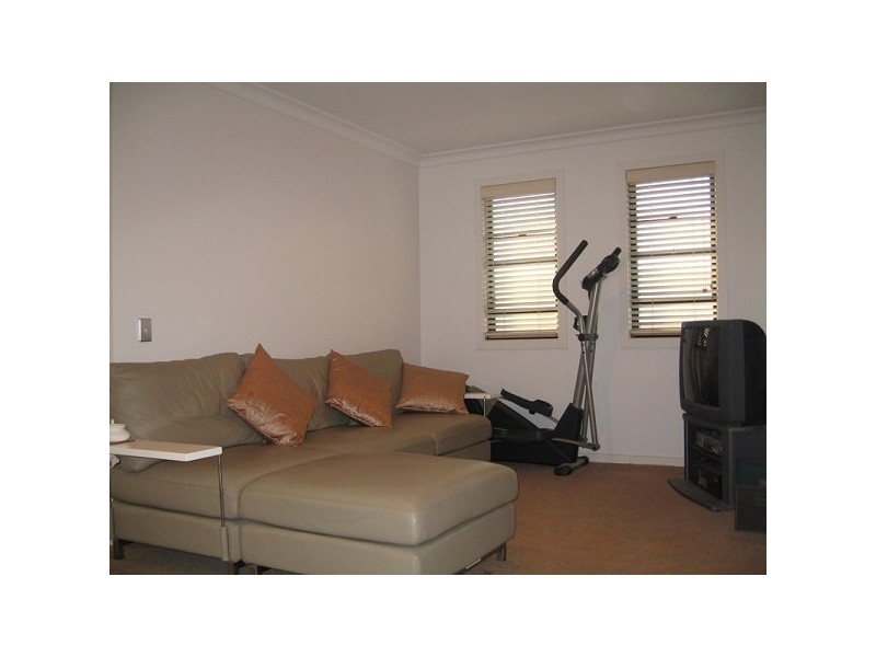 111 Didbrook Street, Robertson QLD 4109