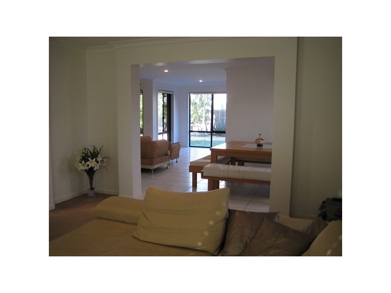 111 Didbrook Street, Robertson QLD 4109