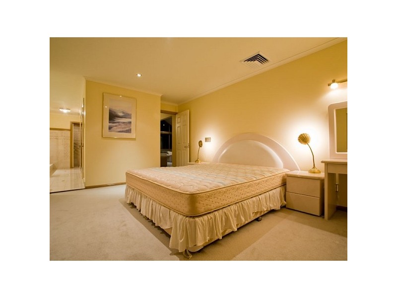 Westlake QLD 4074