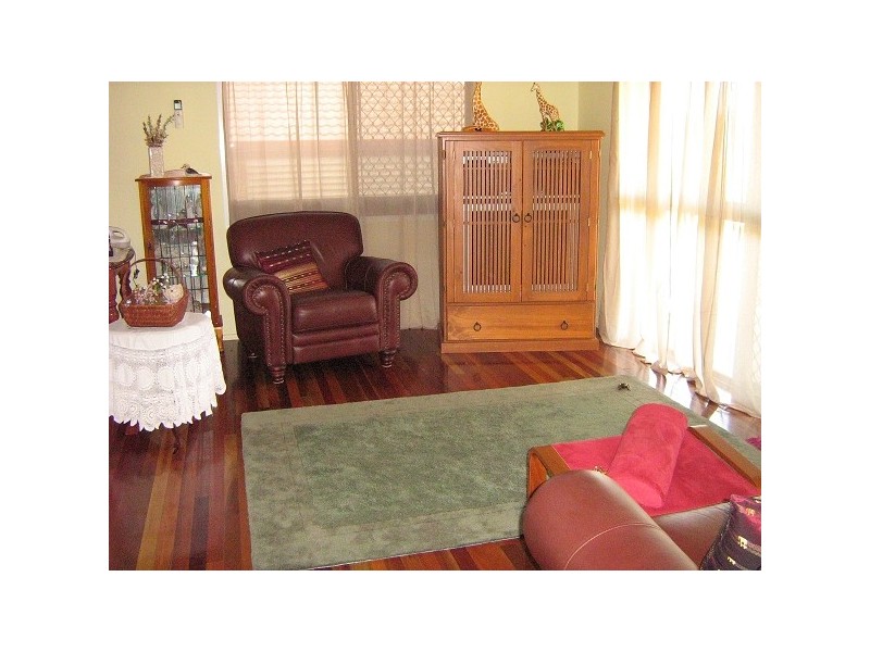 5 Glenelg Drive, Brassall QLD 4305