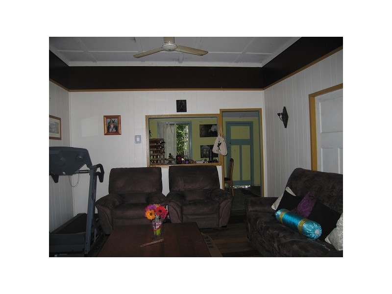Dingo QLD 4702
