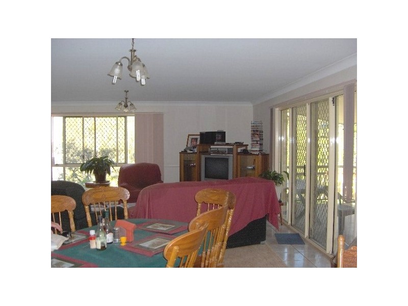 Kensington Grove QLD 4341