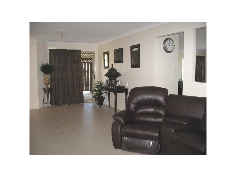 Kensington Grove QLD 4341