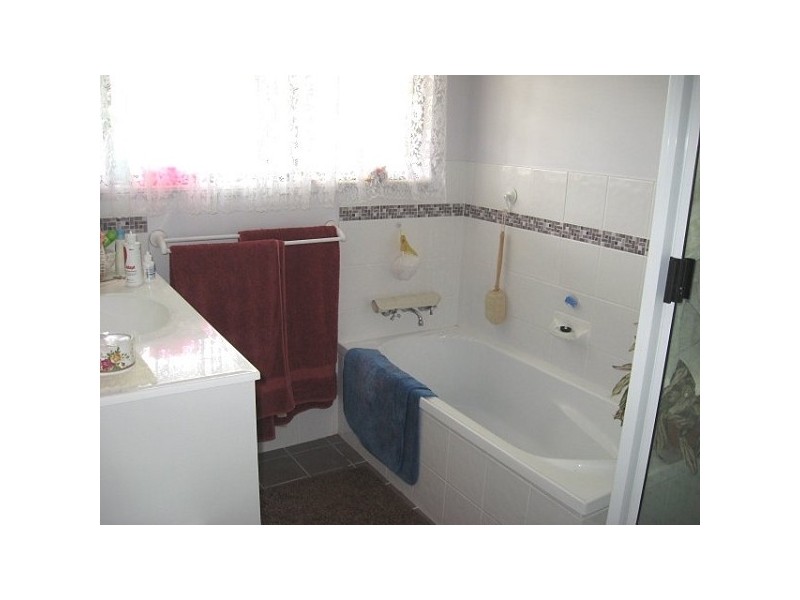 Morton Vale QLD 4343