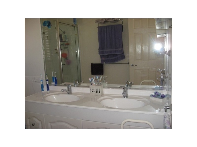 Kensington Grove QLD 4341