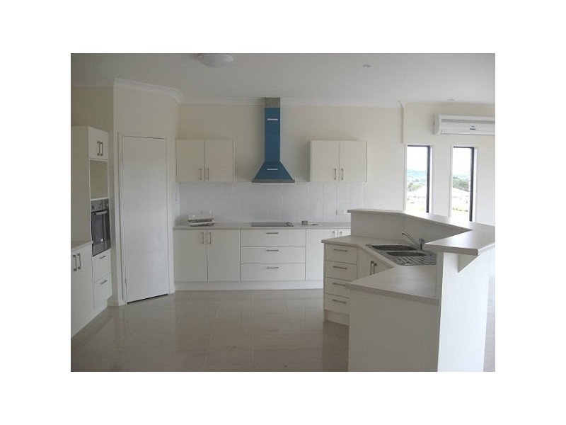 Kensington Grove QLD 4341