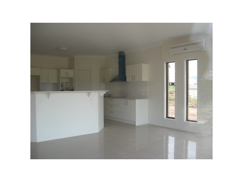 Kensington Grove QLD 4341