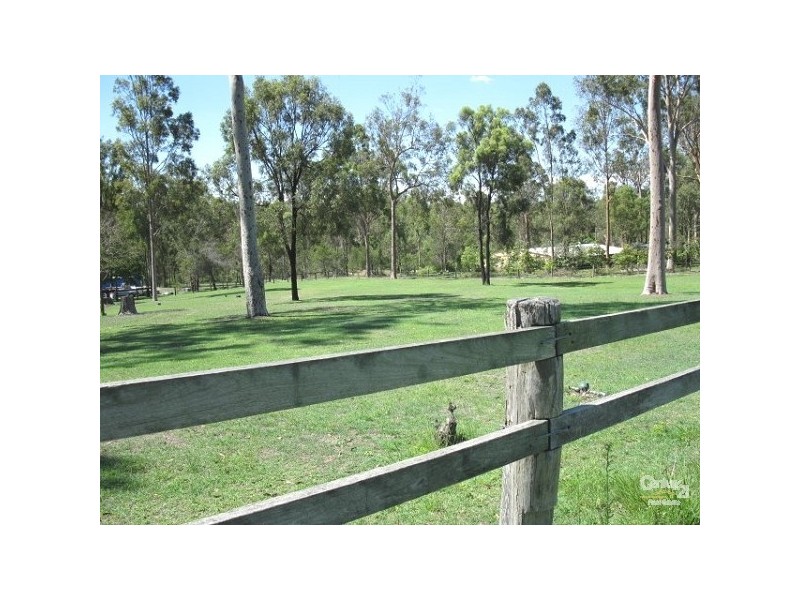 Kensington Grove QLD 4341