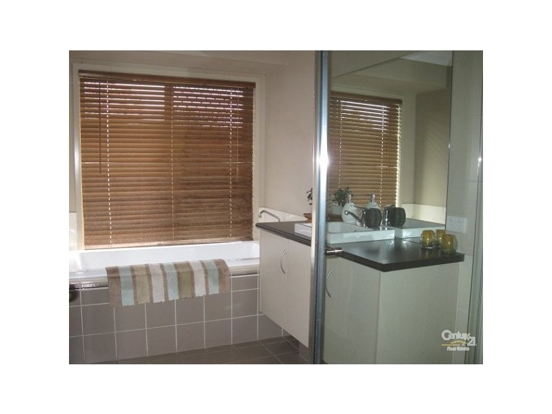 Kensington Grove QLD 4341