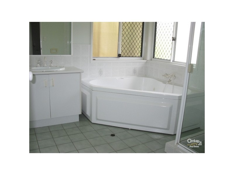 Lake Clarendon QLD 4343